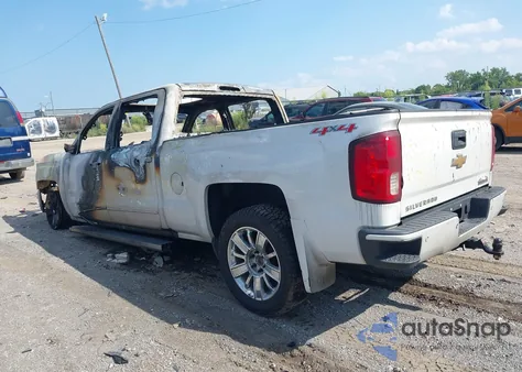 2016 Chevrolet Silverado 1500 z USA, uszkodzony, nr VIN 3GCUKTEC3GG233876